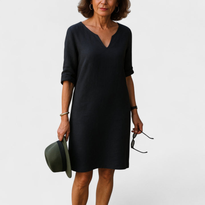 Клара – Лятна Рокля за Стилни Летни Изживявания