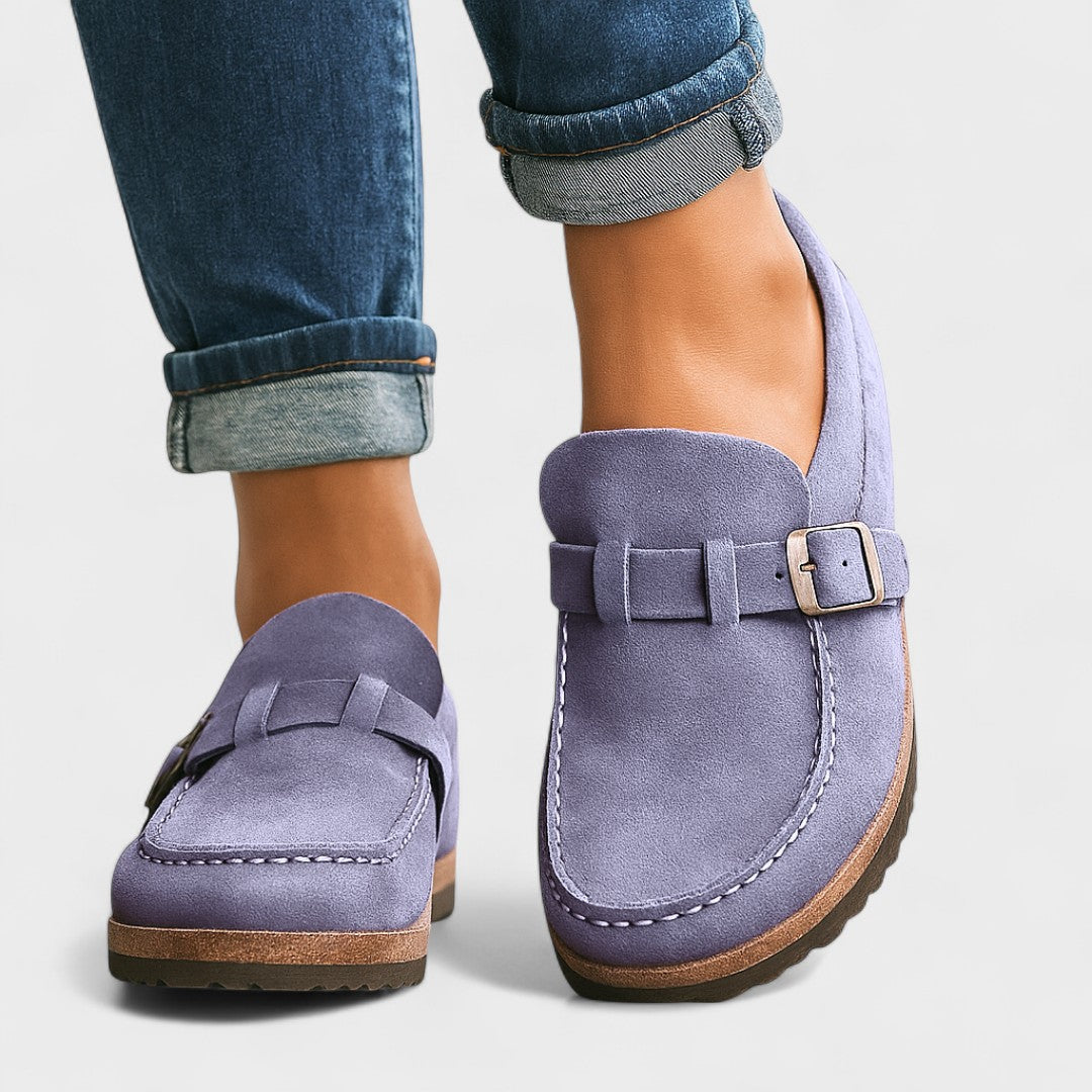 Инес – Стилни велурени мокасини с катарама