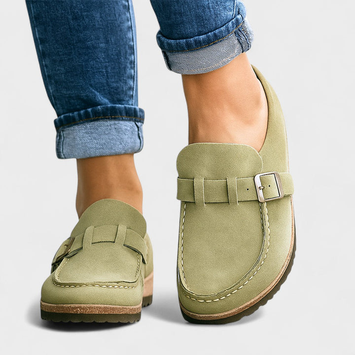 Инес – Стилни велурени мокасини с катарама