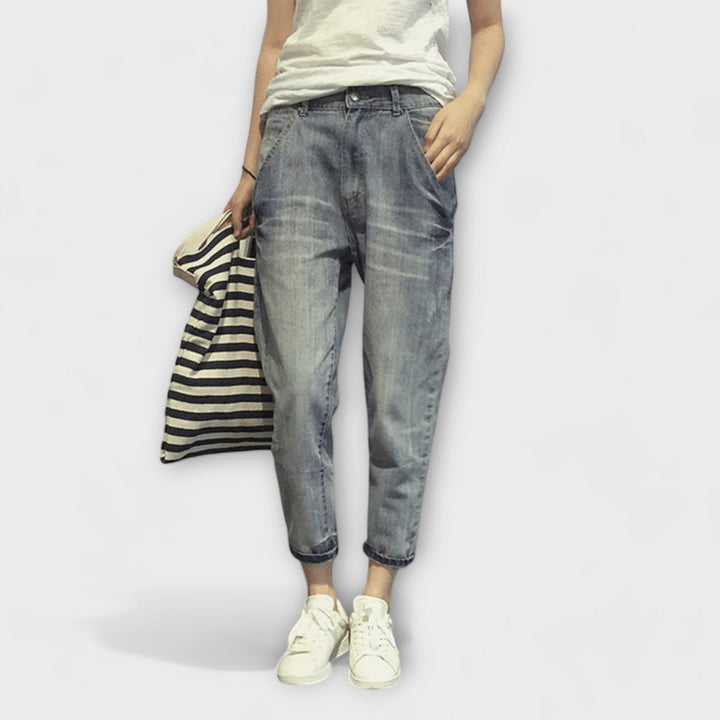 Елегантни панталони за стилен и комфортен вид