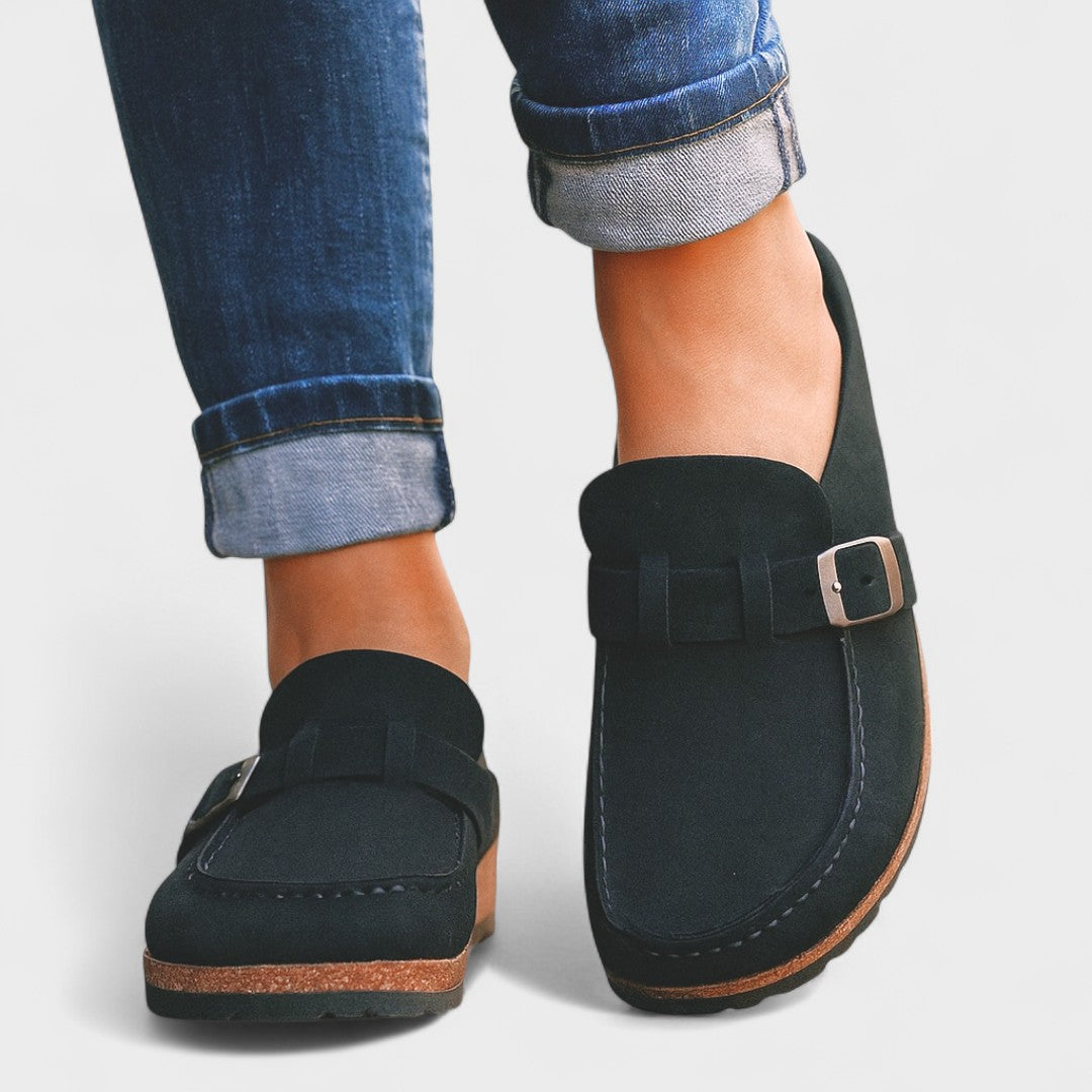 Инес – Стилни велурени мокасини с катарама