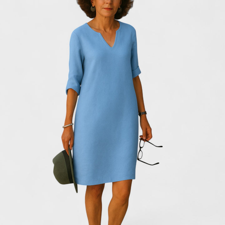 Клара – Лятна Рокля за Стилни Летни Изживявания