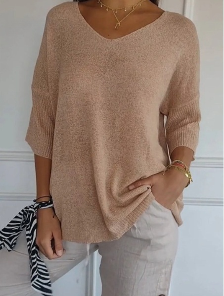 Хана™ | Едноцветна дамска блуза с V-образно деколте и 3/4 ръкави