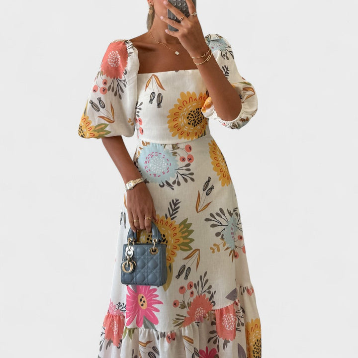 Зринка - Стилна Рокля за Всеки Повод