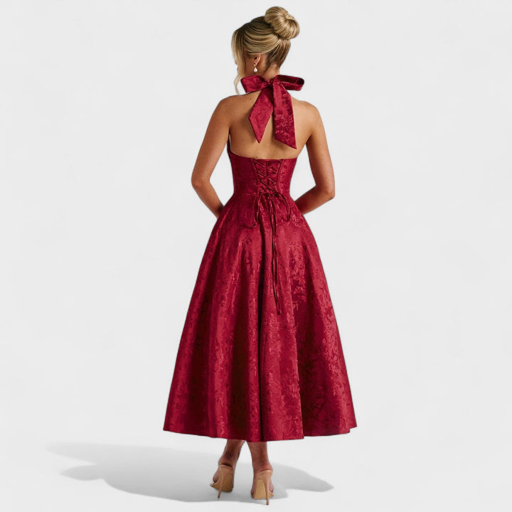 Жулиета – Стилна миди рокля с халтер деколте