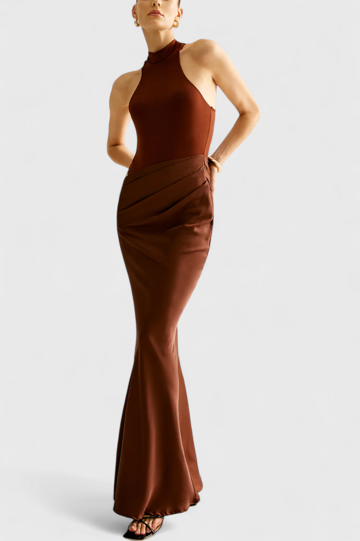 Леона Макси Рокля с Изтънчен Стил и Издължен Силует