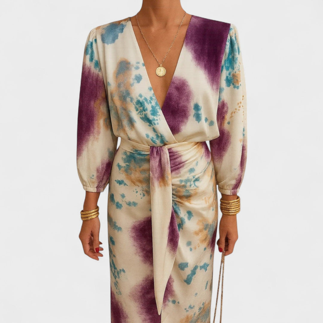 Лариса - Стилна Рокля за Всеки Повод