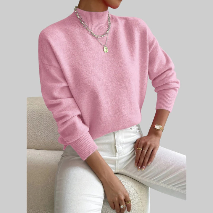 Зденка - Стилен и комфортен поло пуловер