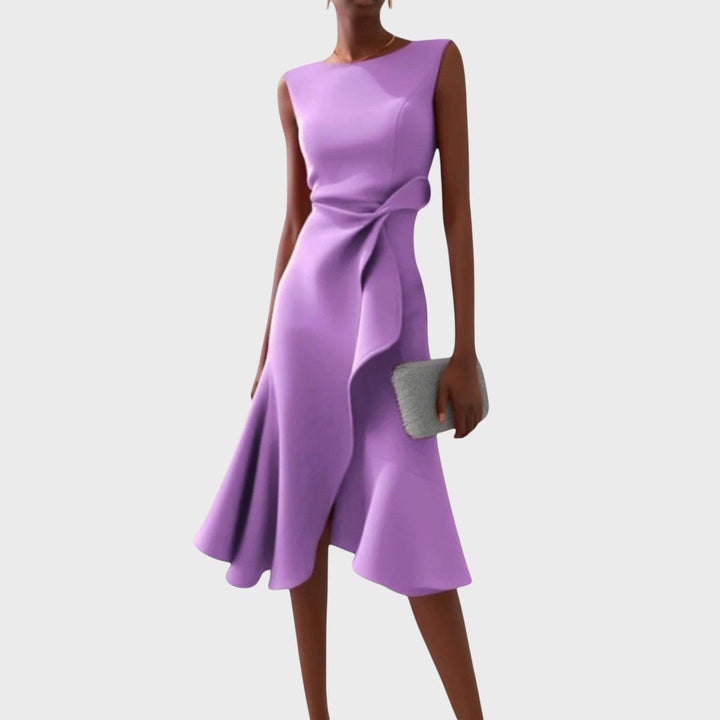 Катарина - Стилна асиметрична миди рокля за всякакви поводи