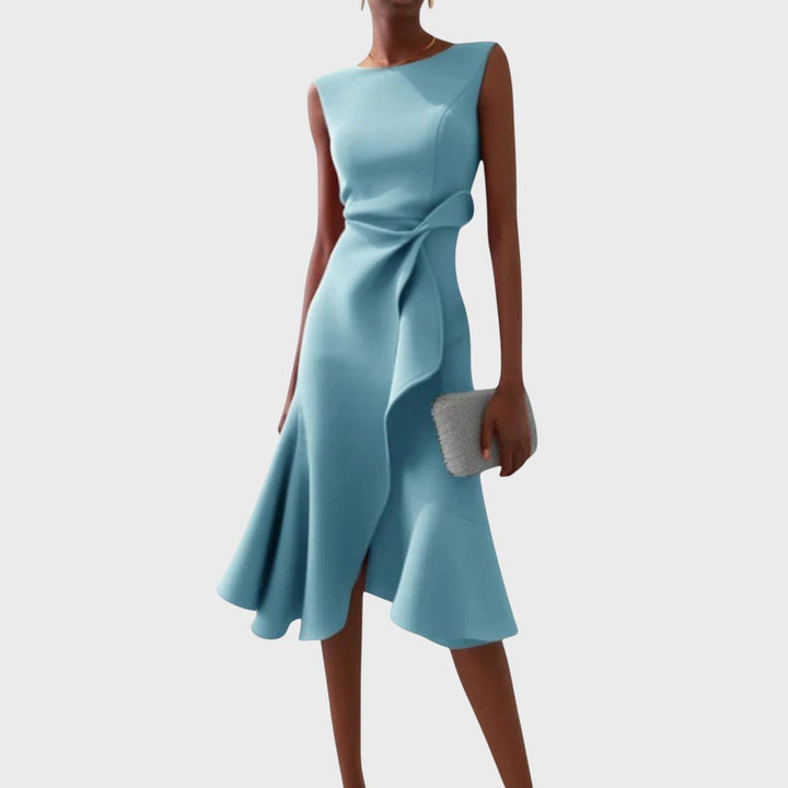 Катарина - Стилна асиметрична миди рокля за всякакви поводи