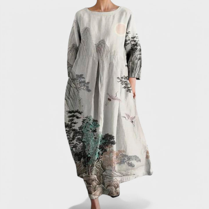 Йоана – Стилна рокля с V-образно деколте за всякакви поводи