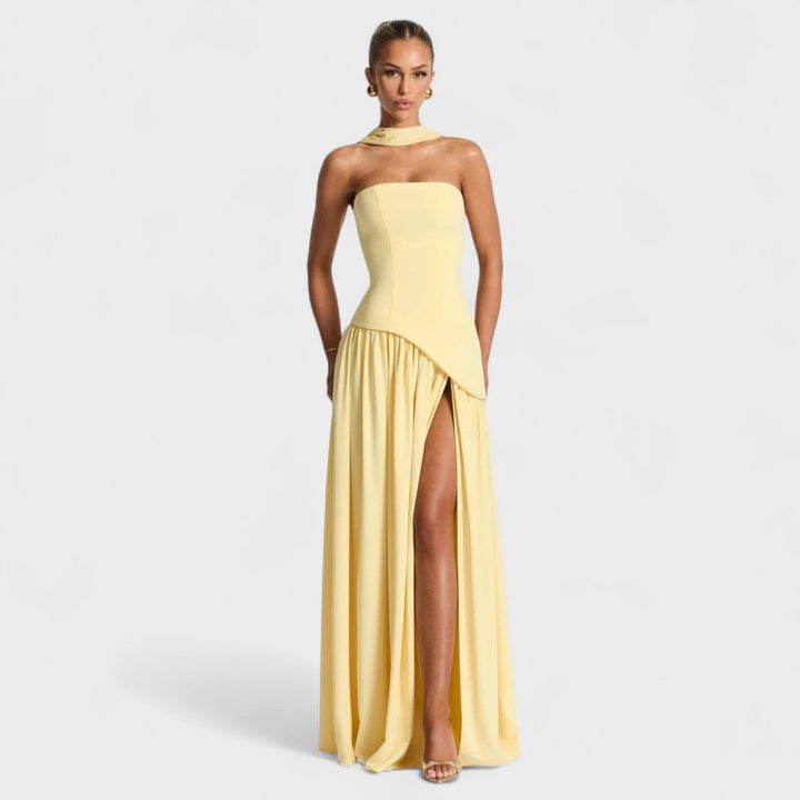 Леонор - Стилна Гала Рокля за Специални Поводи