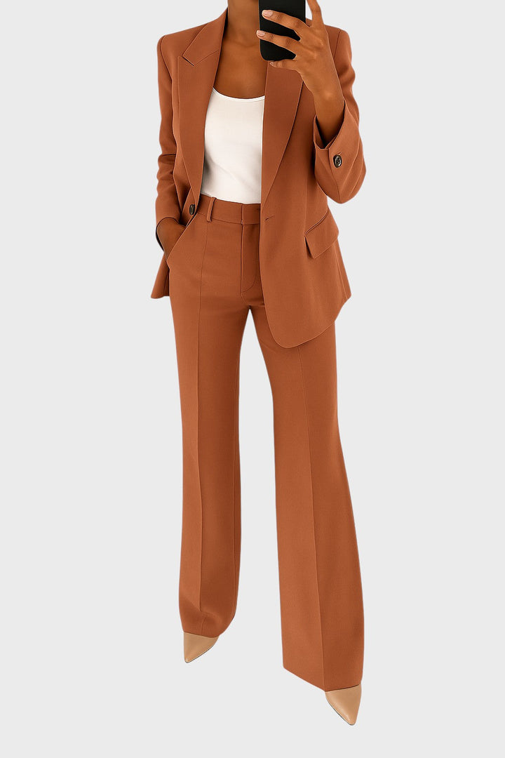 Калина™ - Стилен костюм за специални поводи